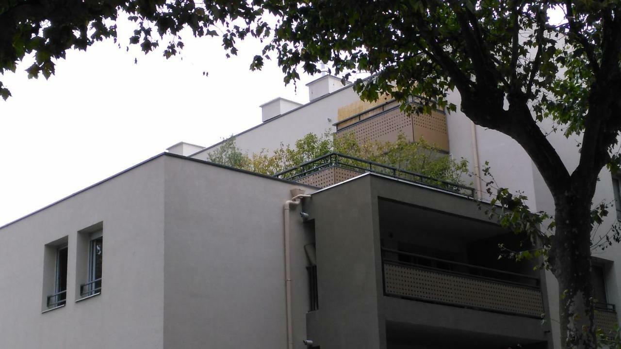 Appartement F3 avec Parking privée Saint-Priest  Esterno foto